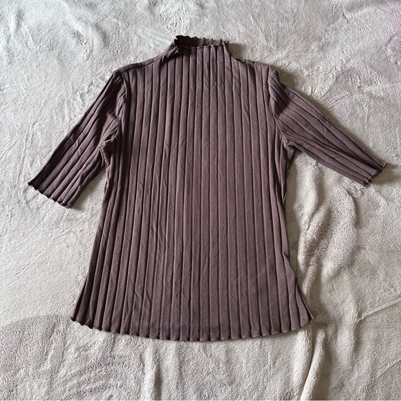 SHEIN Tops - Ribbed Mock Neck Top in chocolate